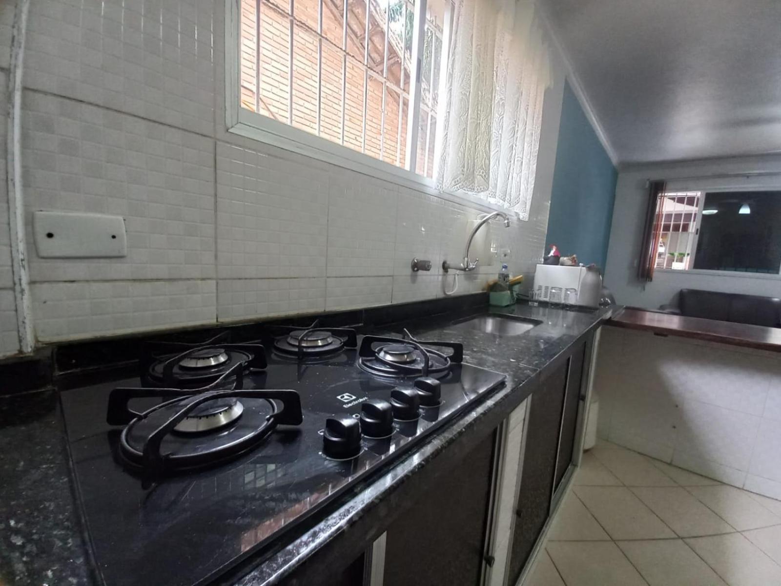 Apartamento Grande 50 Metros Da Orla ! Ubatuba